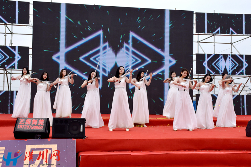 31表演.JPG