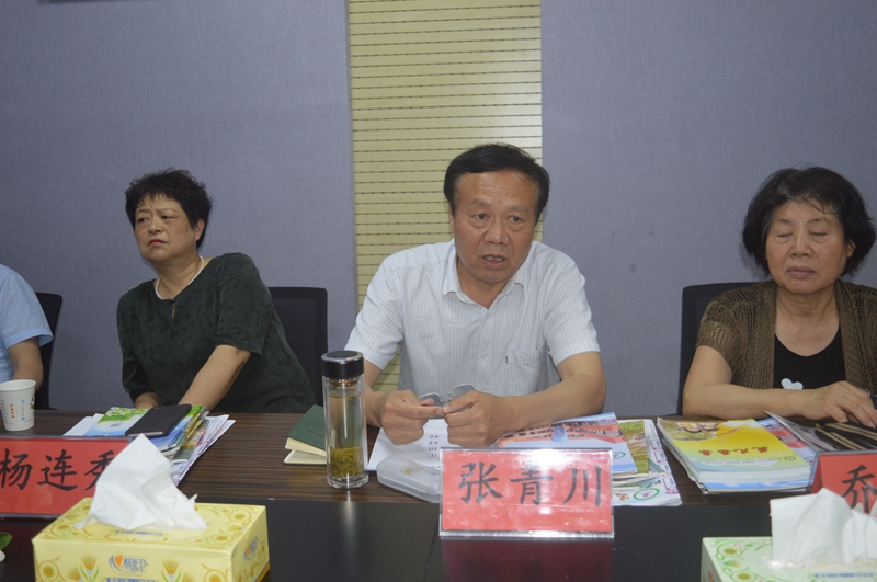 5张青川秘书长作指导.JPG