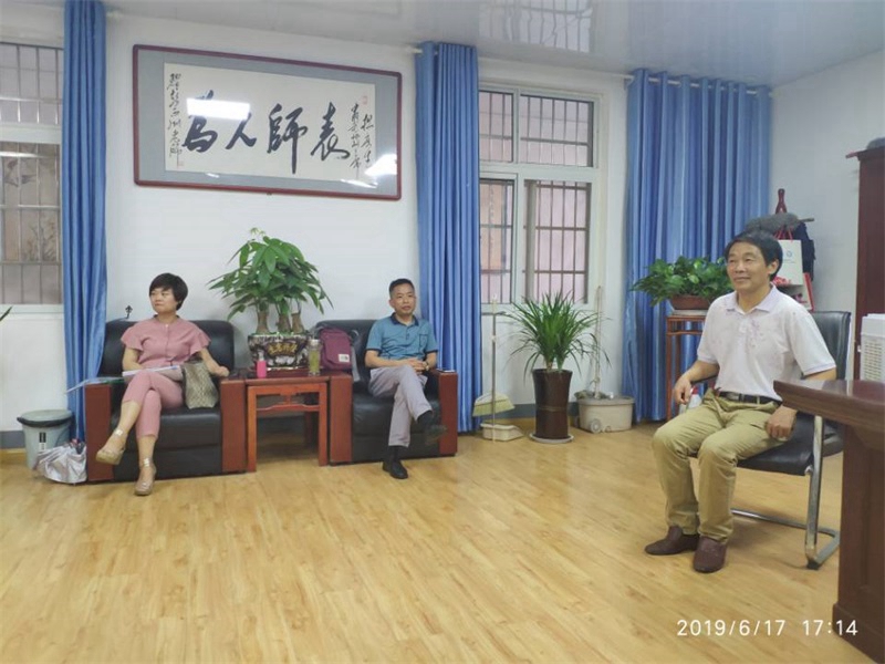 教育 (2).jpg