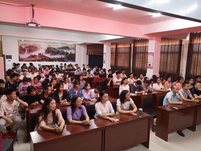 毕业典礼会场 (2).jpg