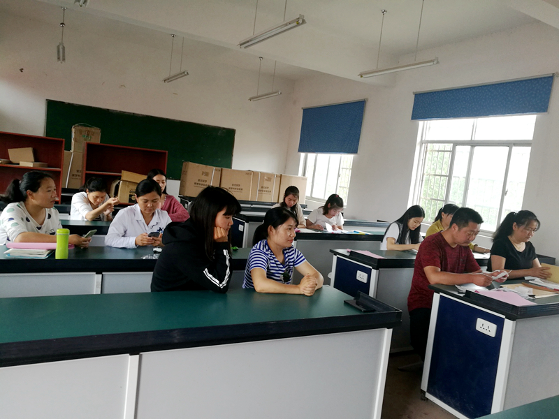 黄湖小学隆重举行2018-2019学年下期散学典礼7.jpg