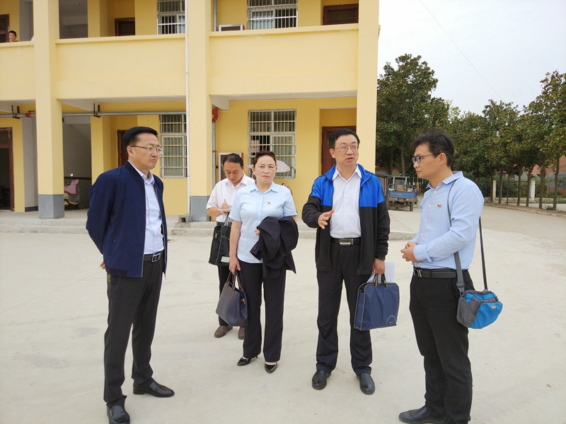 何厚谦局长指导联盟办学未来发展方向.jpg