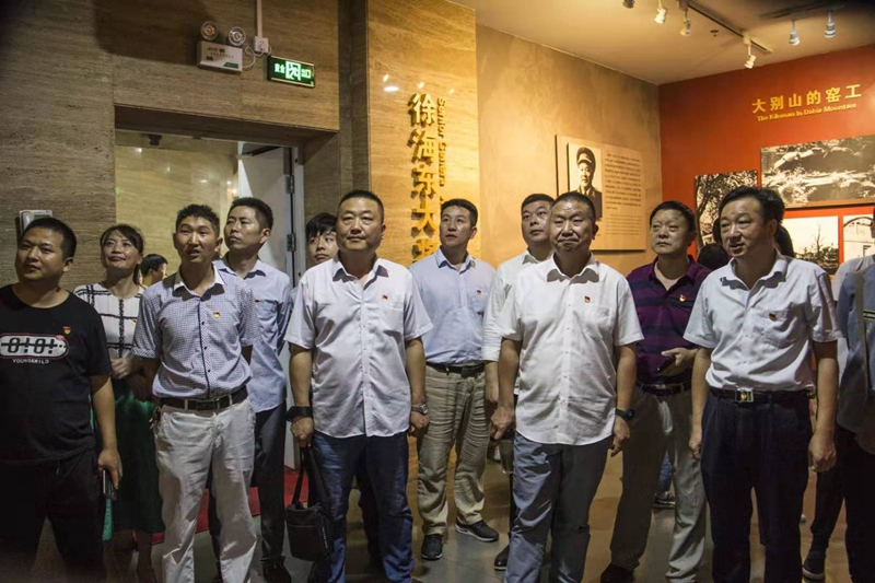 图片4.jpg