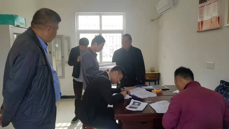白店乡2019年第三季度党建逐村观摩 (2).jpg