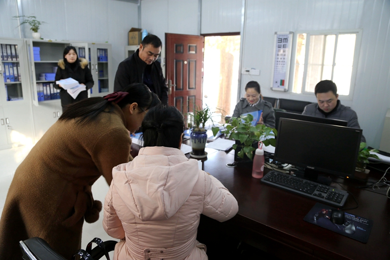 aae72e16277d13ea2ea4aab7541d352.jpg aae72e16277d13ea2ea4aab7541d352.jpg