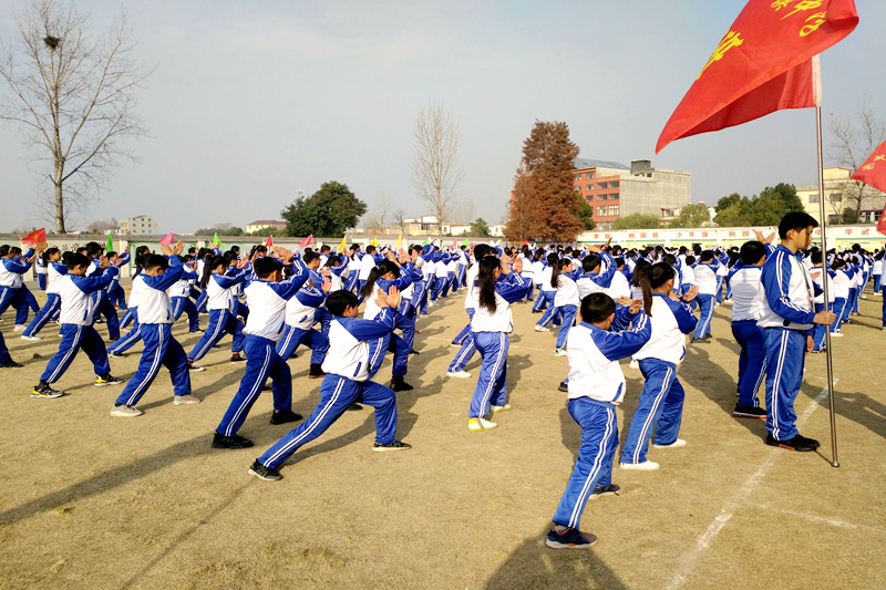 仁和中学成功举行第十六届校运动会暨第二届武术节7.jpg