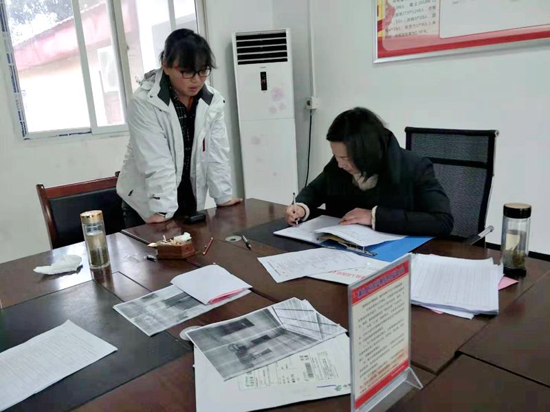 县科协扎实开展脱贫攻坚“双遍访”工作1.jpg