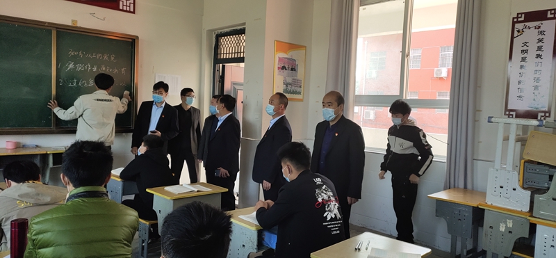 潢川县仁和镇中学开展开学复课演练活动4.jpg