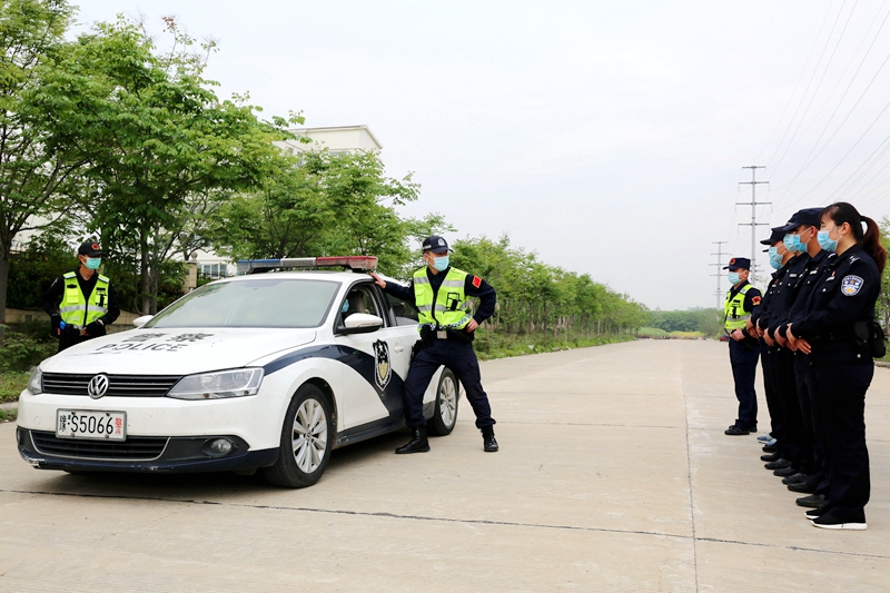 3.图片说明：潢川公安：大练兵送教下基层！ 6V0A4705.JPG