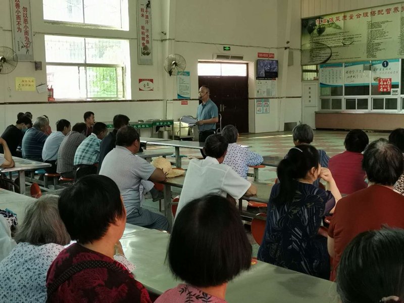 仁和中学召开留守学生防溺水家长会4.jpg