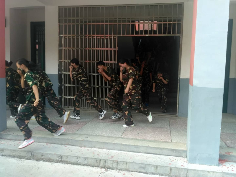 图片4.jpg 图片4.jpg