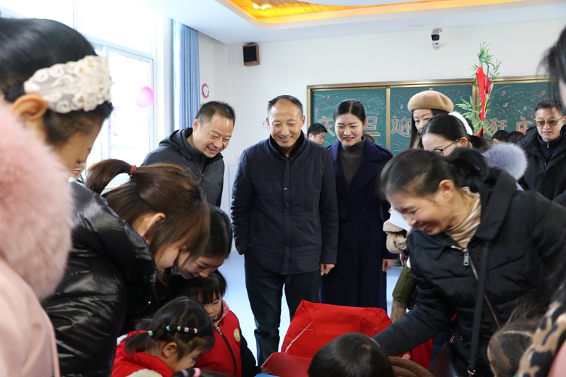 欢欢喜喜迎新年   热热闹闹逛庙会9.JPG