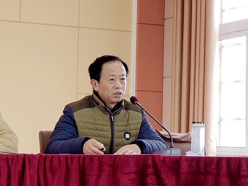 谈继中副校长.jpg