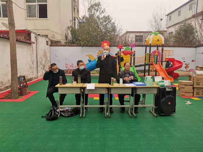 春申中心校校长牛进森讲话.jpg