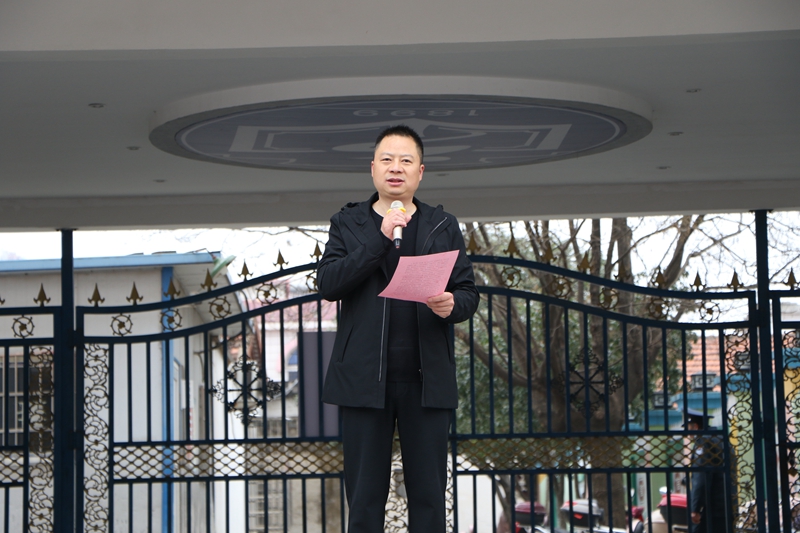 潢川一小举行2021年春季开学典礼暨安全教育大会7.JPG