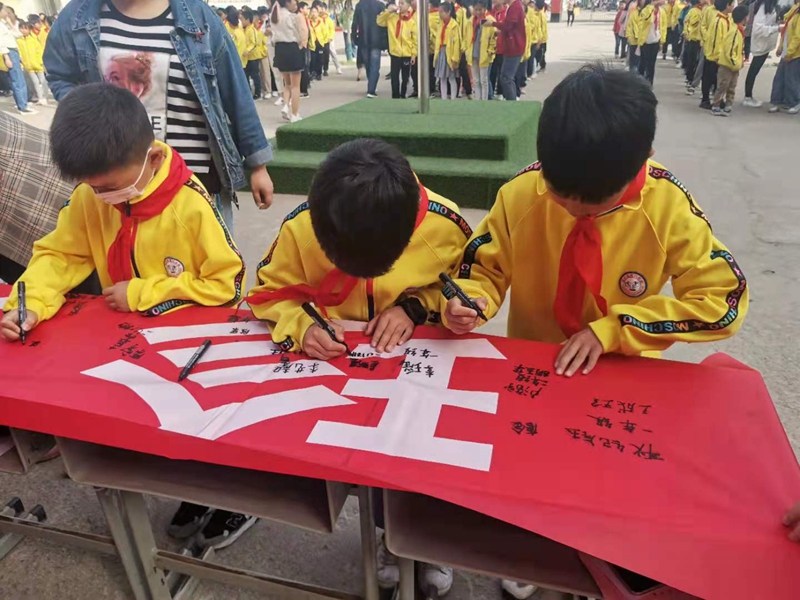 签名2.jpg