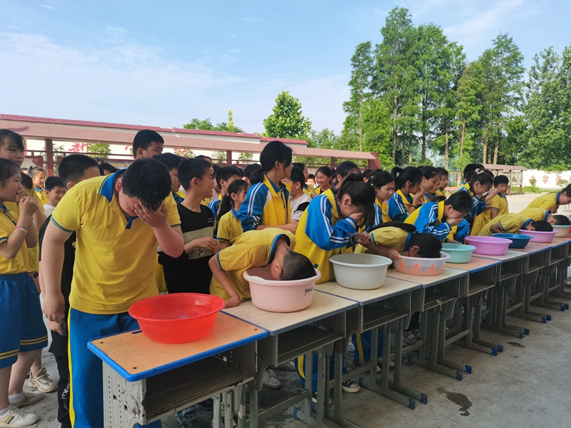 图片3.jpg 图片3.jpg