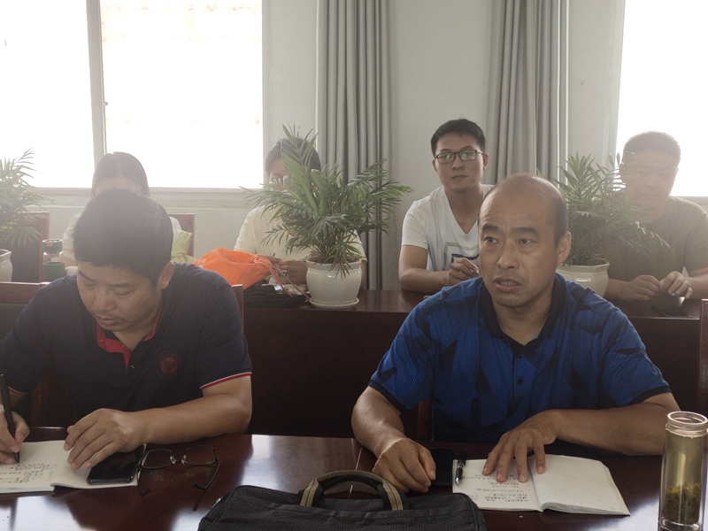 县教体局领导来仁和镇中学指导疫情防控工作 (2).jpg