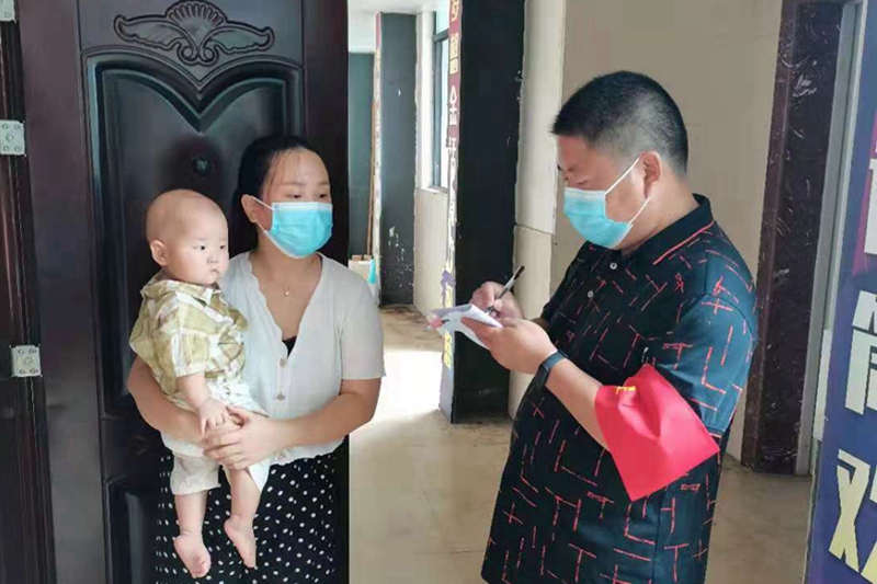 深入社区摸排检查.jpg