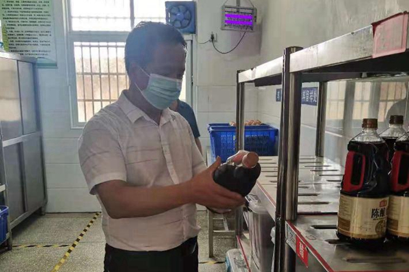 图片3.jpg 图片3.jpg