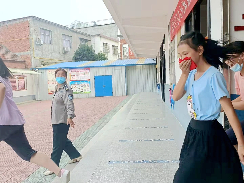 图片4.jpg 图片4.jpg