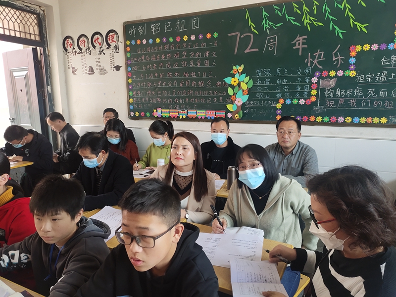 仁和中学、彭店中学顺利举行“手拉手”语文教研联谊活动4.jpg
