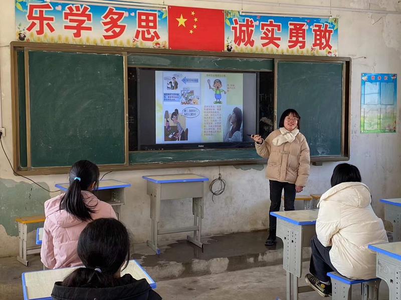 开展知识讲座2.jpg
