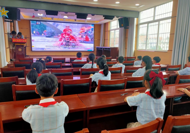 潢川一小举行“粽香传情 筑梦未来”关爱留守儿童主题活动4.jpg