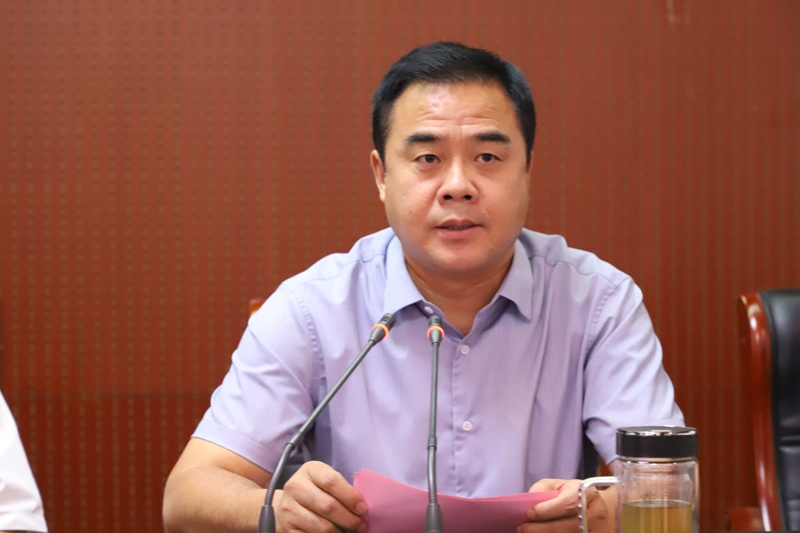 支部书记黄泽红.JPG
