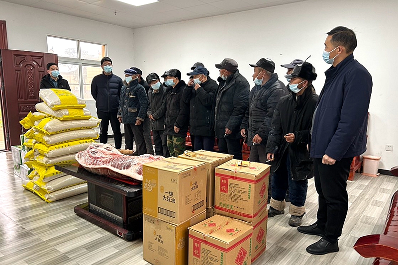 伞陂镇“孝心敬老送温暖”活动 (2).JPG