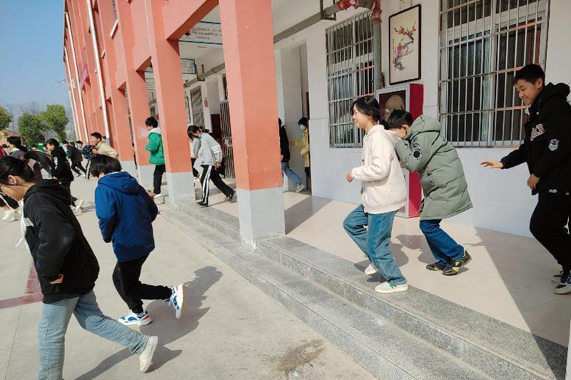 图片104.png