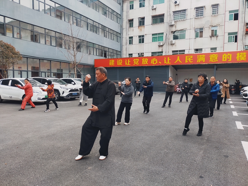 图片13.jpg