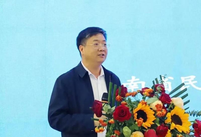 10、河南省民办教育研究会副会长兼秘书长曹占武总结.jpg