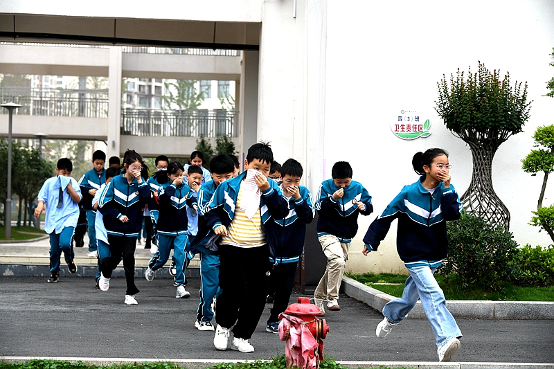 DSC_9819.JPG
