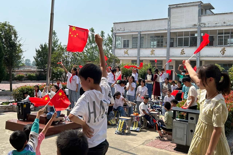 欢乐笑脸.jpg