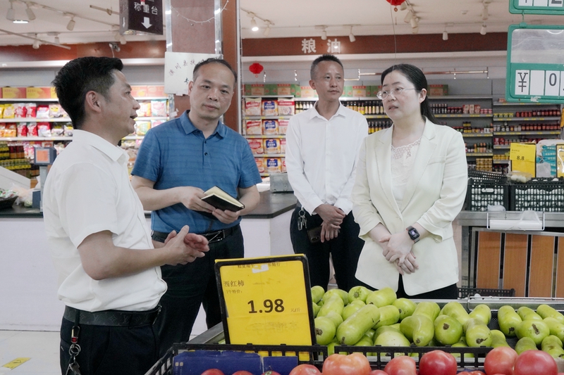 20230620邵燕走访双柳企业 多美购物超市.jpg 20230620邵燕走访双柳企业 多美购物超市.jpg