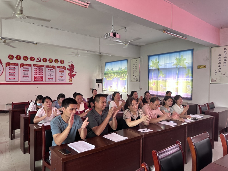 江家集镇召开下沉政务服务事项业务培训会2.jpg