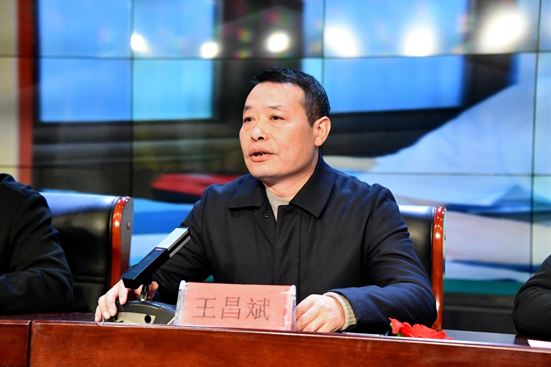 学校党支部书记、校长王昌斌总结讲话.JPG