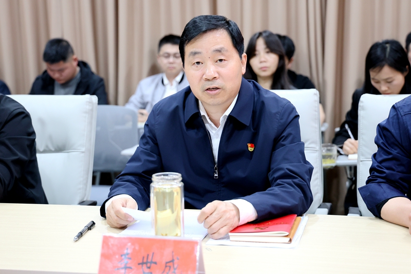 6H9A0046(1).jpg 6H9A0046(1).jpg