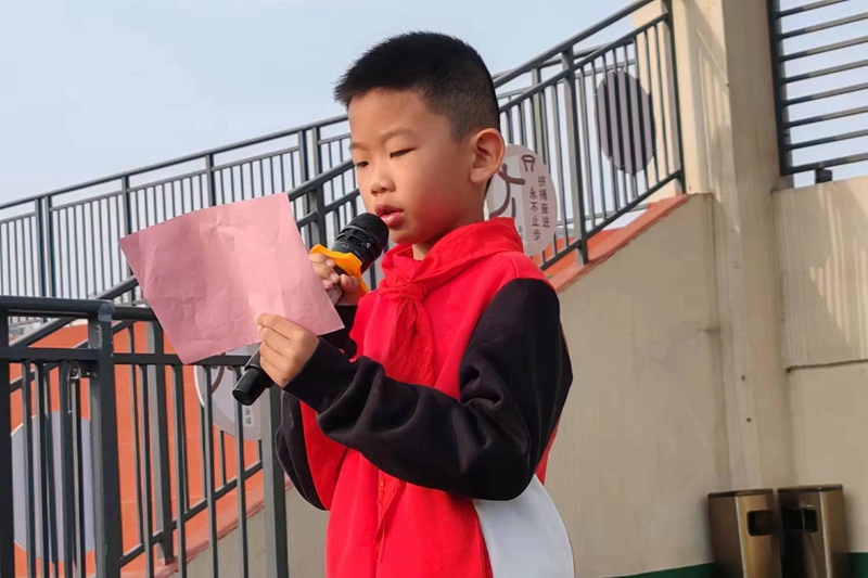 新队员发言.jpg